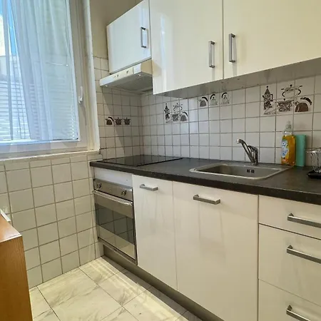 Monaco Duplex, 8 Sleeps Bnbrickeys شقة *